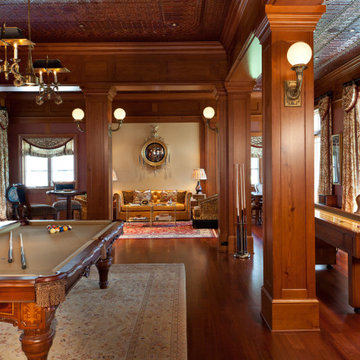 COLONIAL REVIVAL
