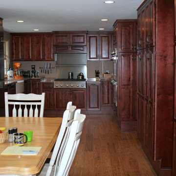 Wellborn Forest Rustic Maple Kitchen