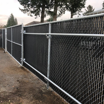 Chain Link Trailer Gate