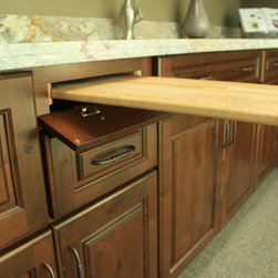 Kemper Cabinetry Display - Kitchen Cabinetry