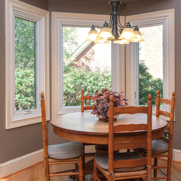 Pretty Dining Area with Bay Window - Renewal by Andersen Georgia