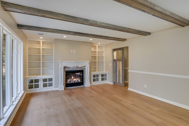 Inspiration for a shabby-chic style living room remodel in Minneapolis
