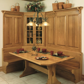 Traditional Hickory Dining Booth