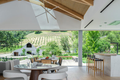 Dining room - country dining room idea in San Francisco