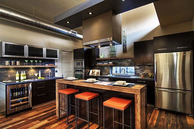 Inspiration for a contemporary kitchen remodel in Hawaii