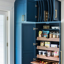 Holtz Kitchen
