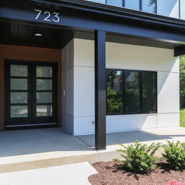 Ultra Modern Brentwood | Downtown Naperville, IL