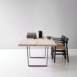 Low Light Table | DANISH DESIGN - Dining Tables