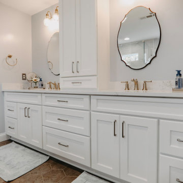 Stylish new modern primary bathroom.