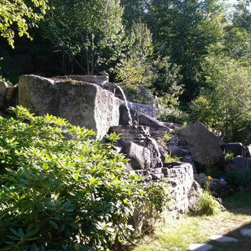 Water Falls ,Fontaine, Garden