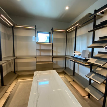 New Braunfels, Texas Walk in Closet Project