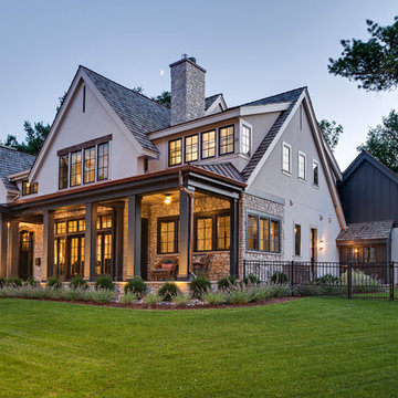 Urban Lake Home