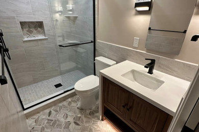 Example of a trendy bathroom design in Sacramento