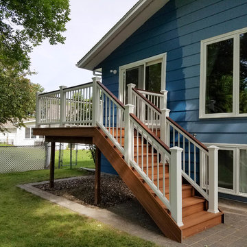 Upper Level Deck