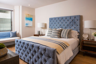 Inspiration for a bedroom remodel in Los Angeles