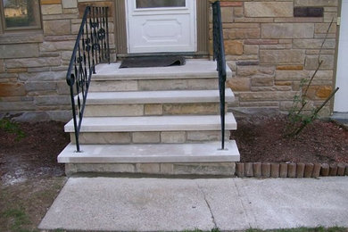 Inspiration for a timeless exterior home remodel in Cleveland