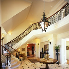 Interior - Entry