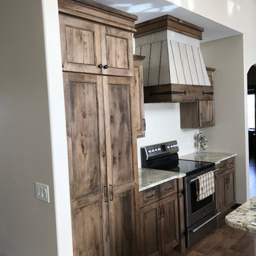 Rustic Maple Cabients