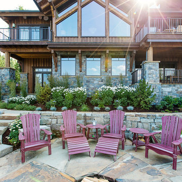 Lakefront Living