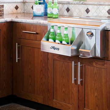 Wood-grain powder coat finish outdoor kitchen by Danver Stainless Steel Outdoor