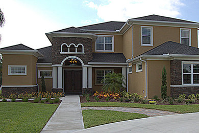 Transitional exterior home idea in Orlando