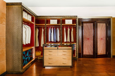 Inspiration for a contemporary storage and wardrobe in Hampshire.