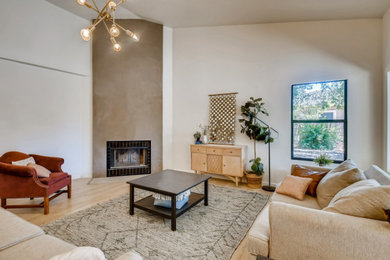 Home design - modern home design idea in Phoenix