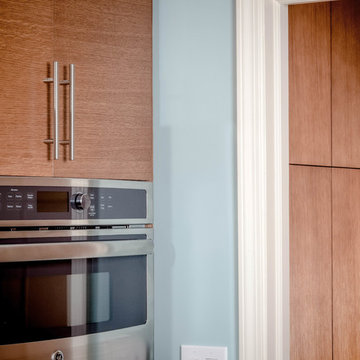 Two-tone Kitchen