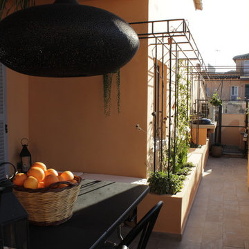 Successione: zona pranzo | sedute | area cucina | solarium