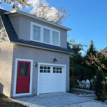 Touisset Garage/Backyard Cottage