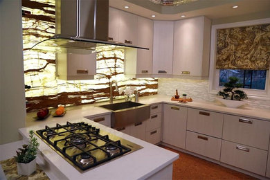 Example of a minimalist kitchen design in Toronto