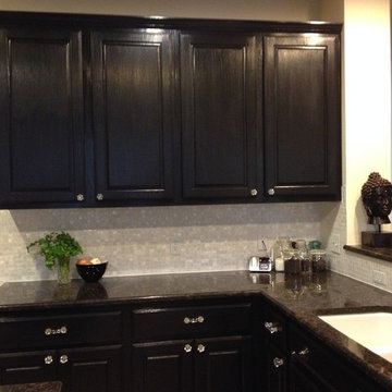 White Mother of Pearl 1" x 1" Backsplash and Bathroom Tile