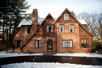 This is an example of a traditional exterior in Boston.