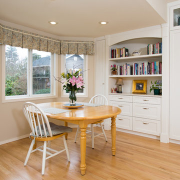 Updated with Elegance Kitchen and Master Bathroom