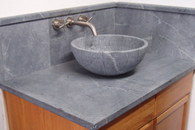 Inspiration for a modern kitchen remodel in San Diego