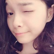 Melody Zhou's photo