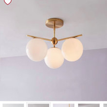 274 Tucker’s Room