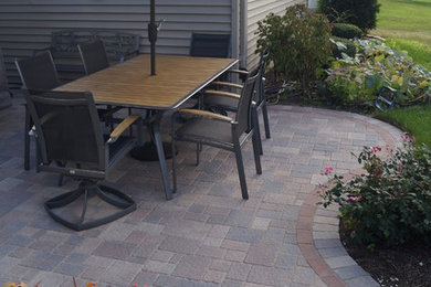 Patio photo in Milwaukee