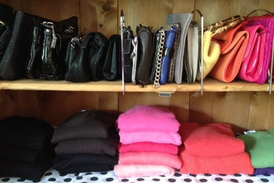 Example of a classic closet design in San Francisco