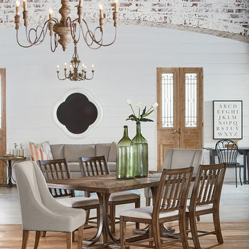 MAGNOLIA HOME Traditional Dining Room