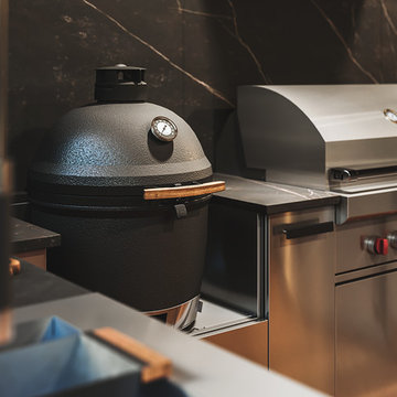Outdoor Kitchens - Stainless steel cabinets