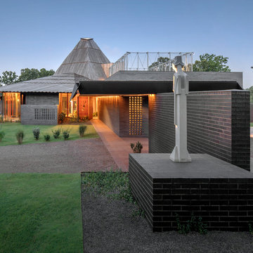 Houzz Tour: Wild Cats