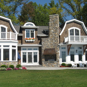 Shingle Style on the Water