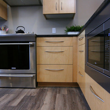 Clean Birch Kitchen plus Pantry