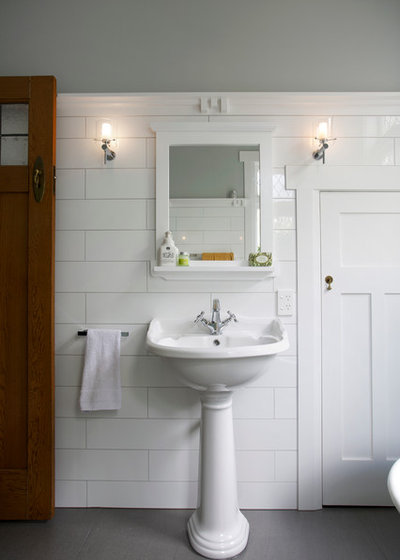 Traditional Bathroom by Broswick Builders Ltd
