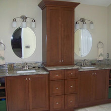 rental house master bathroom
