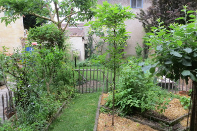 Exemple d'un petit jardin nature.