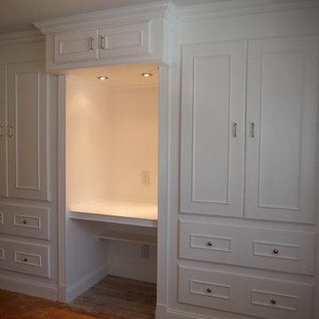 Wall Unit / Closet