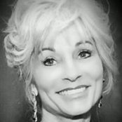 Joanne Wahrer's photo