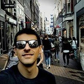 Vik Vali's photo